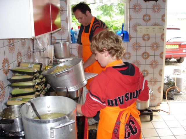 2006HWK 076.jpg